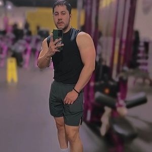 Meet your Posher, Luis